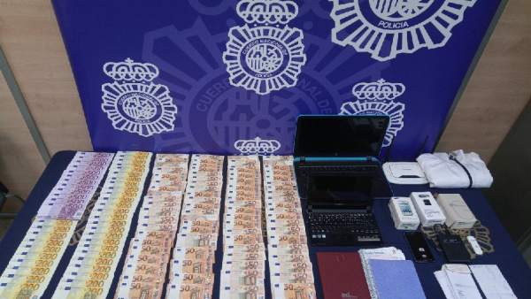Dinero intervenido en una operación policial en Málaga Dinero intervenido en una operación policial en Málaga