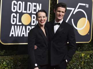 Los actores Claire Foy y Matt Smith en la 75ª edición de los Globos de Oro, en enero de 2018.