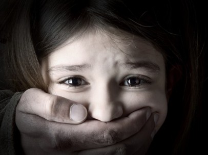 Violencia contra menores de edad