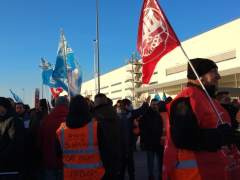 Cargas policiales, heridos leves y dos detenidos en la jornada de huelga en Amazon