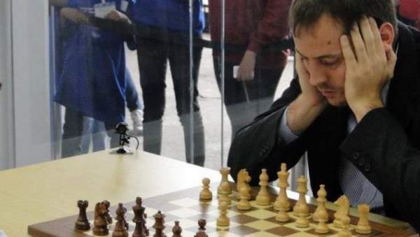 Paco Vallejo abandona el Europeo hundido por un problema con Hacienda Paco Vallejo abandona el Europeo hundido por un problema con Hacienda