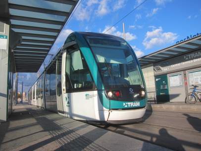 Tranvía del Trambesòs. Barcelona. Sant Adrià de Besòs.