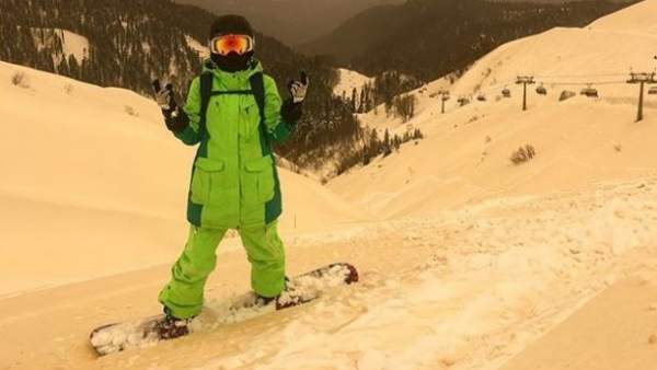 Nieve amarilla Nieve amarilla