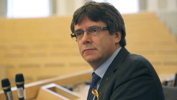 Carles Puigdemont Carles Puigdemont