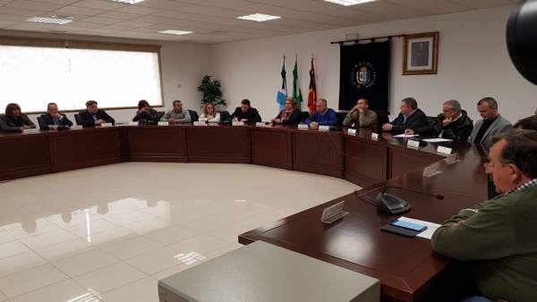 Pleno extraordinario Ayuntamiento de Manilva Mario Jiménez tras muerte de joven Pleno extraordinario Ayuntamiento de Manilva Mario Jiménez tras muerte de joven