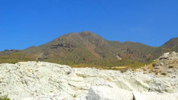 Loma pelada, en Cabo de Gata Loma pelada, en Cabo de Gata