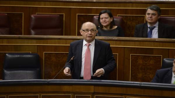Cristóbal Montoro, ministro de Hacienda Cristóbal Montoro, ministro de Hacienda