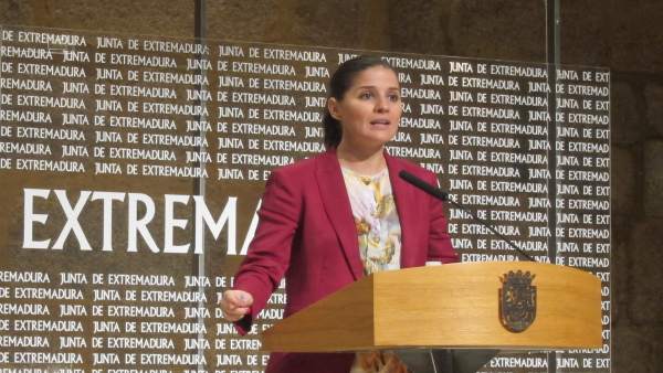 La portavoz de la Junta, Isabel Gil Rosiña La portavoz de la Junta, Isabel Gil Rosiña