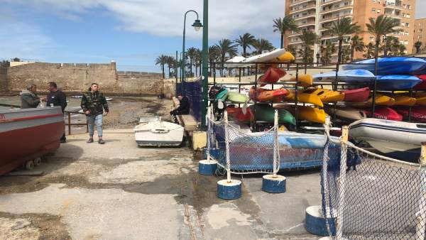 Salida de barcos deportivos bloqueado en Cádiz Salida de barcos deportivos bloqueado en Cádiz