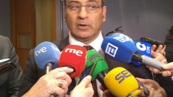 El consejero de Infraestructuras, Fernando Lastra El consejero de Infraestructuras, Fernando Lastra