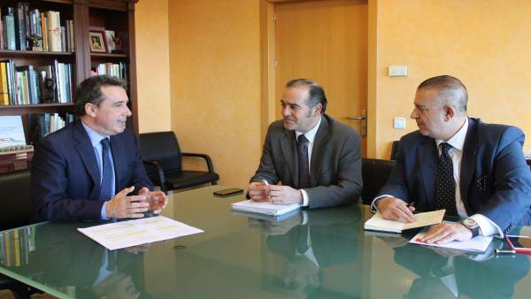 Gregorio y De Cea en la reunión de este lunes en la CHT Gregorio y De Cea en la reunión de este lunes en la CHT
