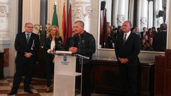 Antonio Banderas en un acto de la Fundación Lágrimas y Favores Antonio Banderas en un acto de la Fundación Lágrimas y Favores