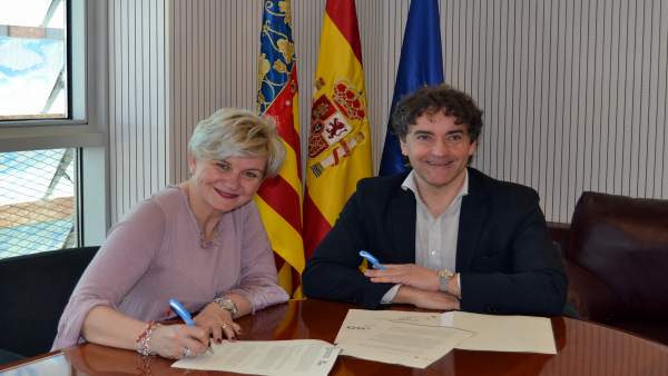 Firma de la adhesión del Patronat de Turisme al Código Ético Mundial de Turismo Firma de la adhesión del Patronat de Turisme al Código Ético Mundial de Turismo