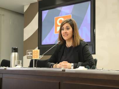 Susana Gaspar (Cs) en la Sala de Prensa de las Cortes.