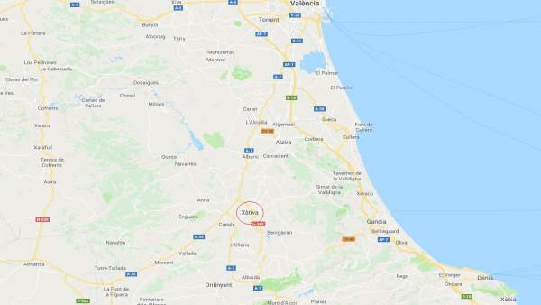 Mor un treballador després de cedir la coberta d'un magatzem d'alls tendres a Xàtiva (València) Mor un treballador després de cedir la coberta d'un magatzem d'alls tendres a Xàtiva (València)