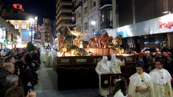 Procesión general del Viernes Santo en Valladolid Procesión general del Viernes Santo en Valladolid
