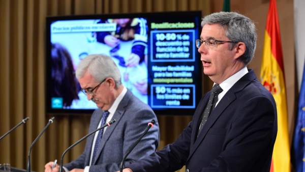 Manuel Jiménez Barrios y Juan Carlos Blanco tras el Consejo de Gobierno Manuel Jiménez Barrios y Juan Carlos Blanco tras el Consejo de Gobierno