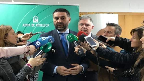 El consejero de Turismo y Deporte, Francisco Javier Fernández. El consejero de Turismo y Deporte, Francisco Javier Fernández.