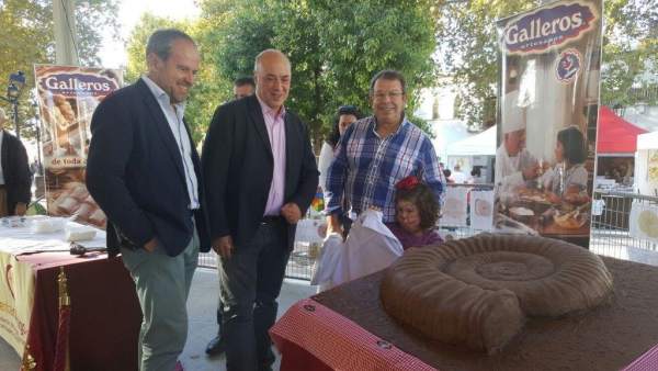 Algar (izda.) en una de las actividades de la pasada edición en Rute Algar (izda.) en una de las actividades de la pasada edición en Rute