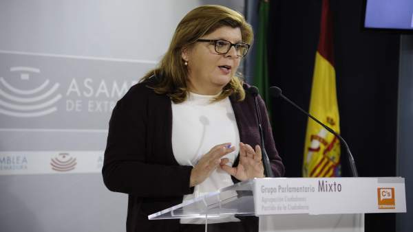 Victoria Domínguez: “Los Pge Llevan Un Sello Naranja Que Beneficia A Los Jóvenes Victoria Domínguez: “Los Pge Llevan Un Sello Naranja Que Beneficia A Los Jóvenes