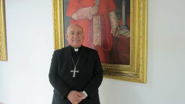 El arzobispo de Zaragoza, monseñor Vicente Jiménez El arzobispo de Zaragoza, monseñor Vicente Jiménez