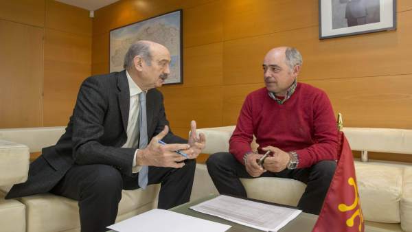 Mazón se reúne con el alcalde de Arenas de Iguña Mazón se reúne con el alcalde de Arenas de Iguña