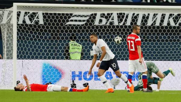 Gol de Mbappé con Francia Gol de Mbappé con Francia