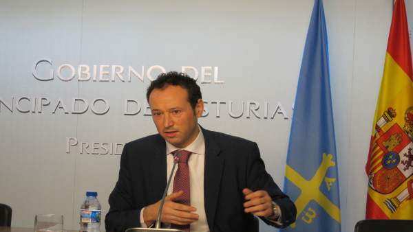 Guillermo Martínez Guillermo Martínez