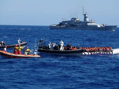Inmigrantes en el Mediterráneo