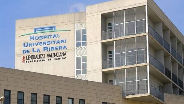 Puig, Montón i Ribera Salud es reuneixen abans de la reversió i aposten per que la prioritat siga l'atenció al pacient Puig, Montón i Ribera Salud es reuneixen abans de la reversió i aposten per que la prioritat siga l'atenció al pacient