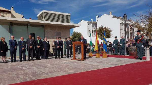 Inauguración monolito Guardia Civil en Alhaurín de la Torre Inauguración monolito Guardia Civil en Alhaurín de la Torre