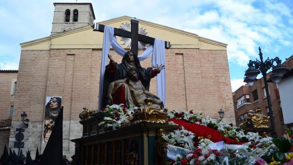 Valladolid (29-03-2018).- Procesión Penitencia y Caridad Valladolid (29-03-2018).- Procesión Penitencia y Caridad