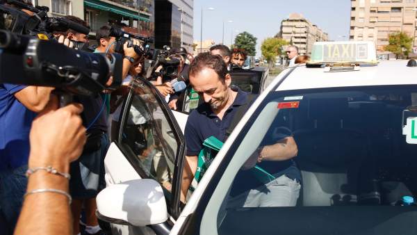 Francesco Arcuri, ex de Juana Rivas, a la llegada a los juzgados esta semana Francesco Arcuri, ex de Juana Rivas, a la llegada a los juzgados esta semana