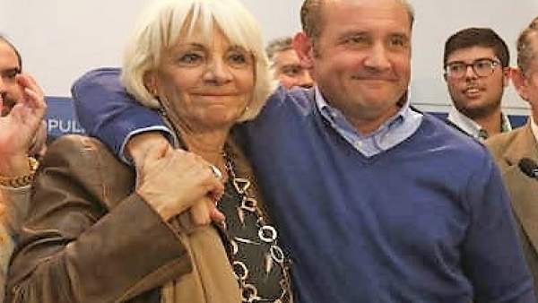 Juancho Orti con Teófila Martínez Juancho Orti con Teófila Martínez