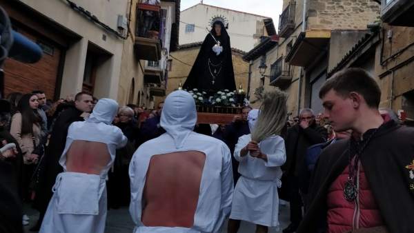 PIcaos de San Vicente en la procesión del Jueves Santo PIcaos de San Vicente en la procesión del Jueves Santo