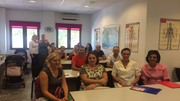 Clase de la 'Escuela de Padres y Madres' Clase de la 'Escuela de Padres y Madres'