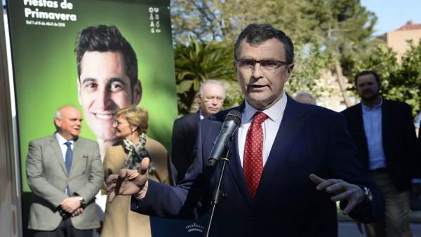 El alcalde Ballesta en la presentación Fiestas Primavera El alcalde Ballesta en la presentación Fiestas Primavera