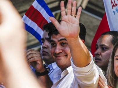 Carlos Alvarado