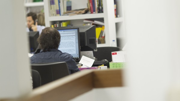 Oficina, ordenadores, trabajo, trabajando, empleo, desempleo, paro, trabajador Oficina, ordenadores, trabajo, trabajando, empleo, desempleo, paro, trabajador