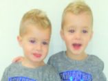 Muere Ibai, el niño afectado por el síndrome de Leigh, un mes después que su hermano gemelo