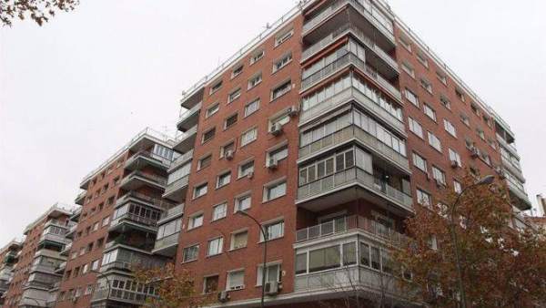 Edificio de viviendas Edificio de viviendas