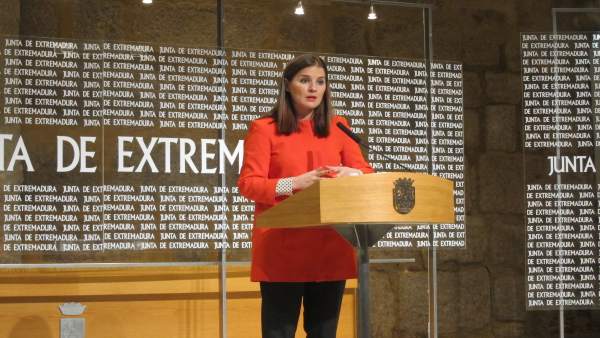 La portavoz de la Junta de Extremadura, Isabel Gil Rosiña La portavoz de la Junta de Extremadura, Isabel Gil Rosiña