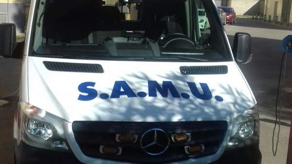 Imagen de una ambulancia del SAMU Imagen de una ambulancia del SAMU