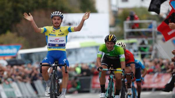 Alaphilippe repite victoria y se asienta al frente de la Vuelta al País Vasco Alaphilippe repite victoria y se asienta al frente de la Vuelta al País Vasco