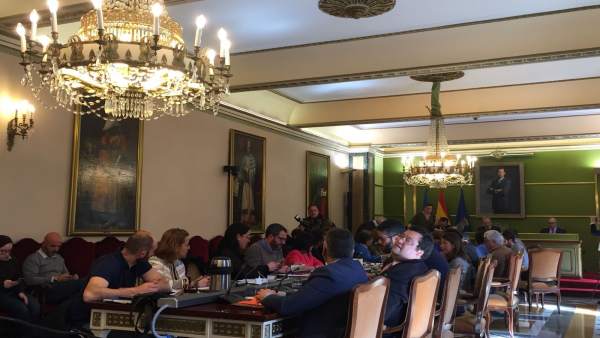 Pleno del Ayuntamiento de Oviedo Pleno del Ayuntamiento de Oviedo