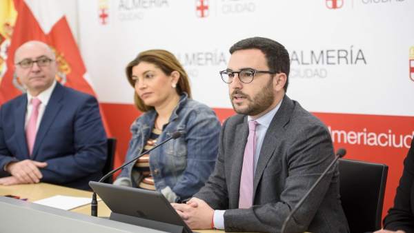 Lafita y Sánchez, en rueda de prensa Lafita y Sánchez, en rueda de prensa
