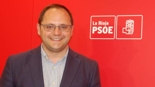 CÉSAR LUENA CÉSAR LUENA