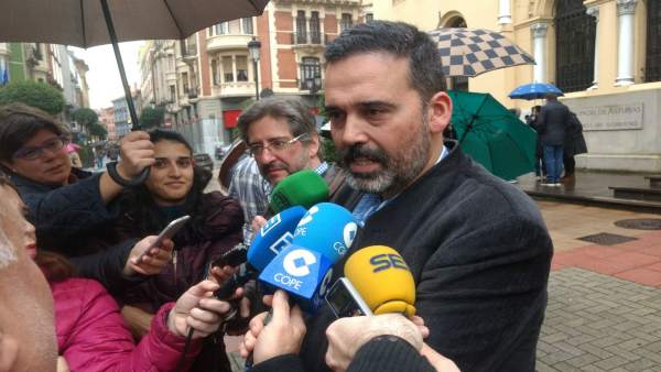 Ricardo Fernández, concejal de Seguridad Ciudadana. Ricardo Fernández, concejal de Seguridad Ciudadana.