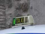 Día clave para las VTC: el Supremo delibera desde este martes si fulmina el límite de una licencia por 30 taxis