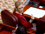 Cifuentes robó supuestamente dos botes de crema antiedad, según 'Okdiario'